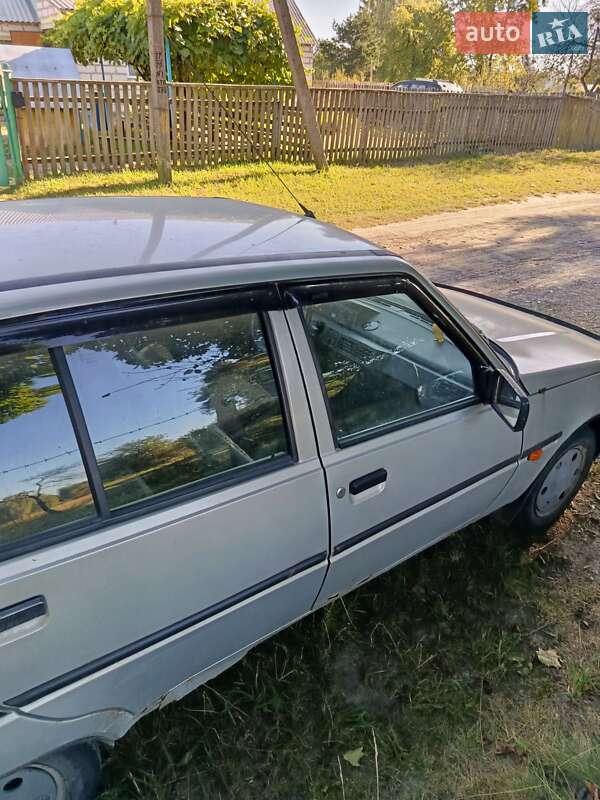 Лифтбек ЗАЗ 1103 Славута 2006 в Житомире