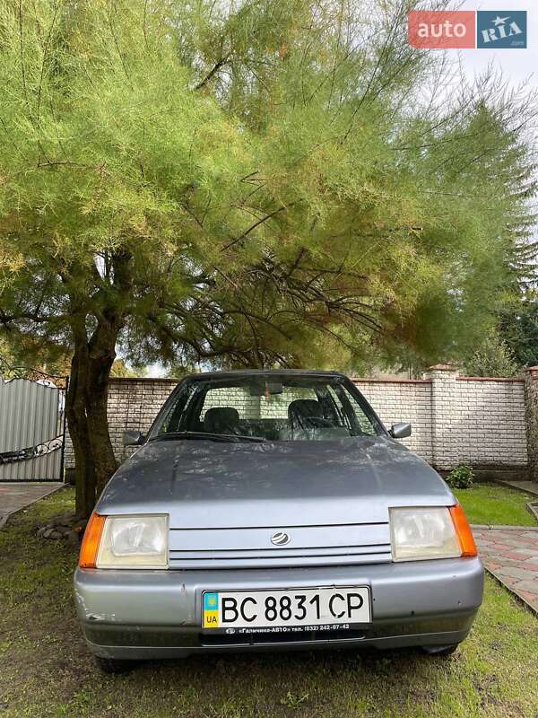 Лифтбек ЗАЗ 1103 Славута 2006 в Львове