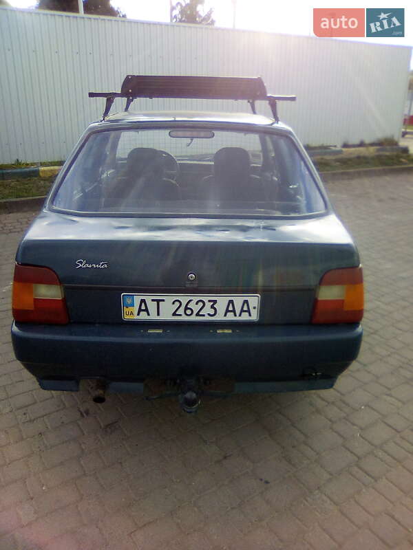 Лифтбек ЗАЗ 1103 Славута 2004 в Яблунице