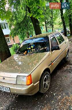 Лифтбек ЗАЗ 1103 Славута 2002 в Обухове