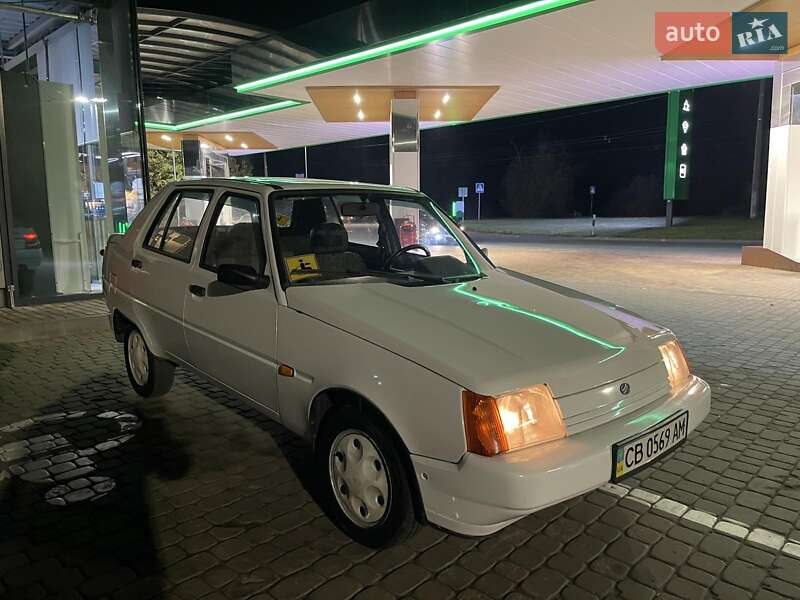 Лифтбек ЗАЗ 1103 Славута 2008 в Чернигове