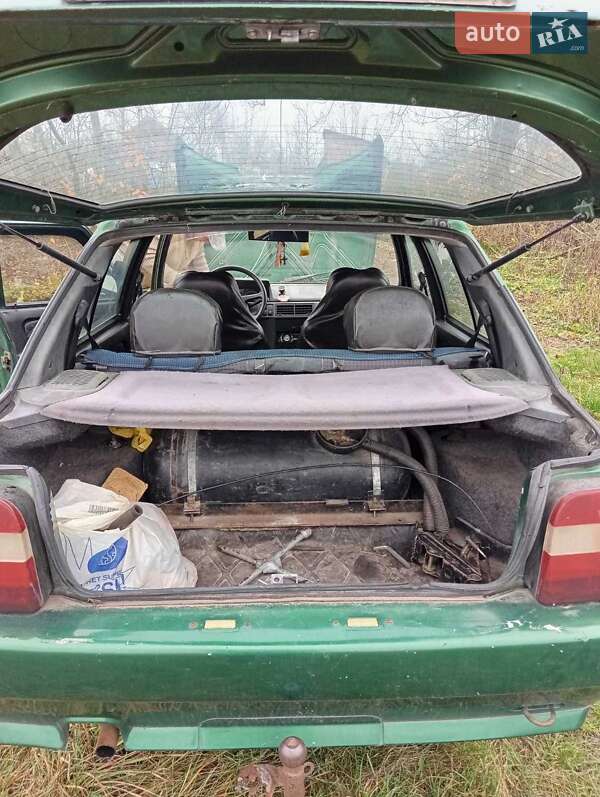 Ліфтбек ЗАЗ 1103 Славута 2003 в Києві