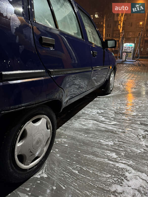 Ліфтбек ЗАЗ 1103 Славута 2006 в Запоріжжі