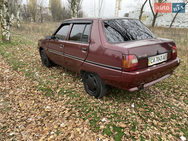 Ліфтбек ЗАЗ 1103 Славута 2006 в Черкасах фото 7 Ліфтбек ЗАЗ 1103 Славута 2006 в Черкасах