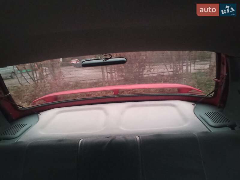 Ліфтбек ЗАЗ 1103 Славута 2002 в Чернівцях