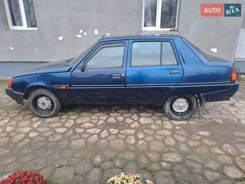 Ліфтбек ЗАЗ 1103 Славута 2005 в Рівному