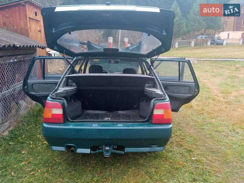 Лифтбек ЗАЗ 1103 Славута 2004 в Яблунице