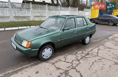 Лифтбек ЗАЗ 1103 Славута 2006 в Прилуках