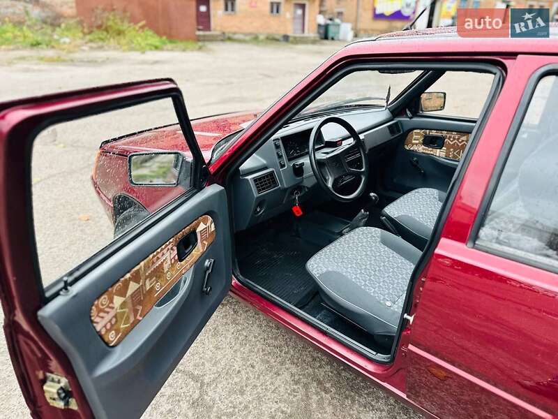 Ліфтбек ЗАЗ 1103 Славута 2001 в Житомирі