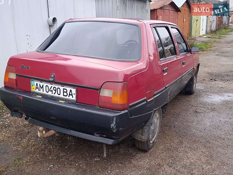 Лифтбек ЗАЗ 1103 Славута 2003 в Житомире