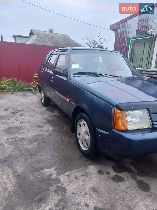 Ліфтбек ЗАЗ 1103 Славута 2009 в Умані фото 4 Ліфтбек ЗАЗ 1103 Славута 2009 в Умані