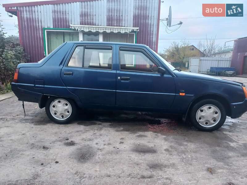 Ліфтбек ЗАЗ 1103 Славута 2009 в Умані фото 5 Ліфтбек ЗАЗ 1103 Славута 2009 в Умані