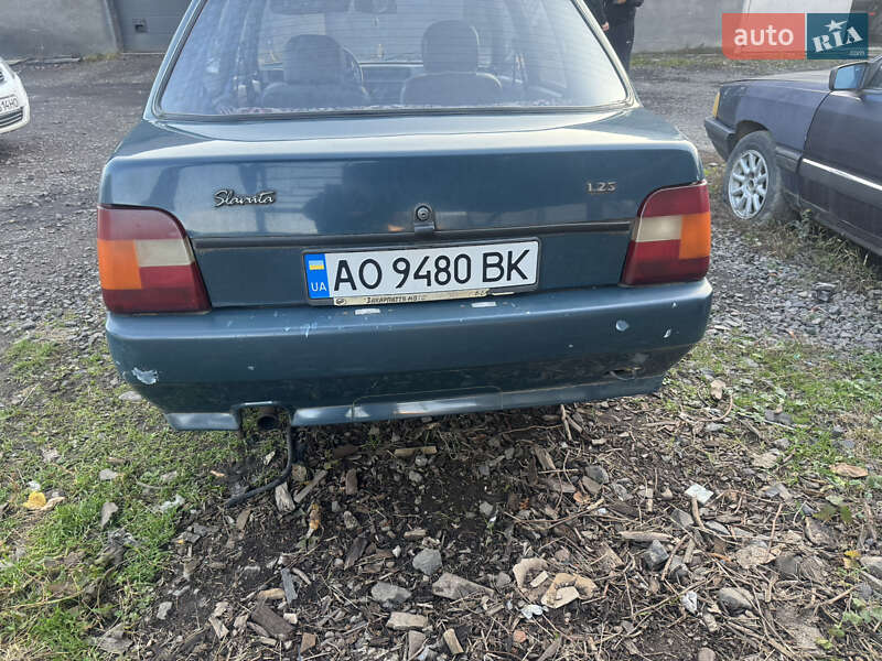 Ліфтбек ЗАЗ 1103 Славута 2005 в Ужгороді