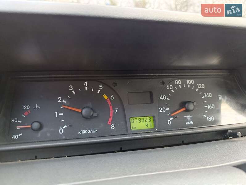 Лифтбек ЗАЗ 1103 Славута 2004 в Харькове фото 12 Лифтбек ЗАЗ 1103 Славута 2004 в Харькове