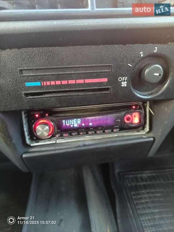 Лифтбек ЗАЗ 1103 Славута 2003 в Банилове фото 10 Лифтбек ЗАЗ 1103 Славута 2003 в Банилове