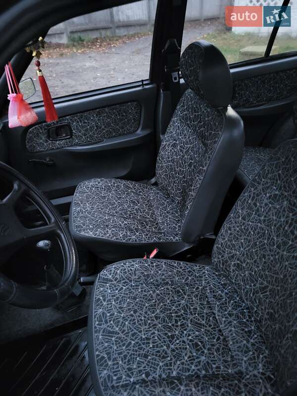 Лифтбек ЗАЗ 1103 Славута 2004 в Баре