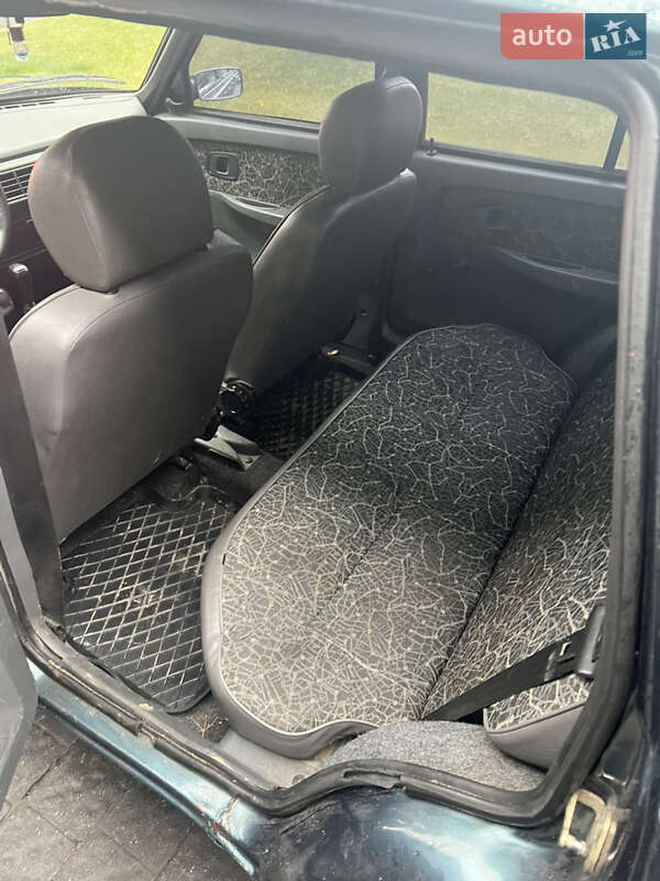 Лифтбек ЗАЗ 1103 Славута 2005 в Львове