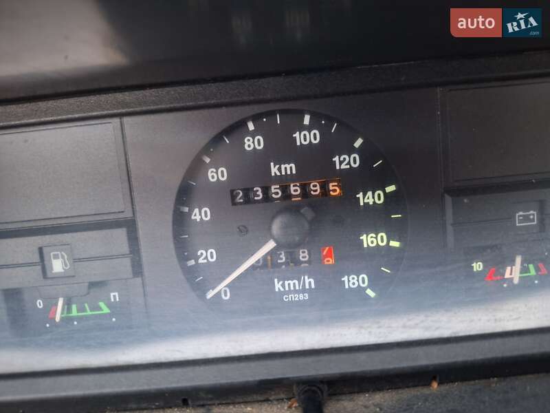 Лифтбек ЗАЗ 1103 Славута 2003 в Черновцах