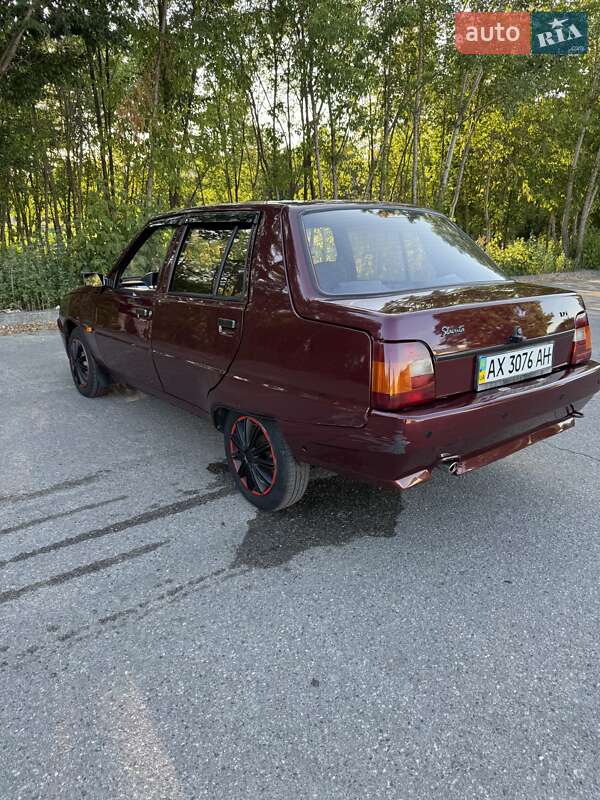 Лифтбек ЗАЗ 1103 Славута 2005 в Харькове фото 4 Лифтбек ЗАЗ 1103 Славута 2005 в Харькове