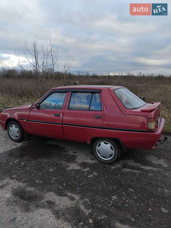 Ліфтбек ЗАЗ 1103 Славута 2002 в Сумах