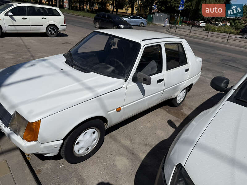 Лифтбек ЗАЗ 1103 Славута 2005 в Тернополе