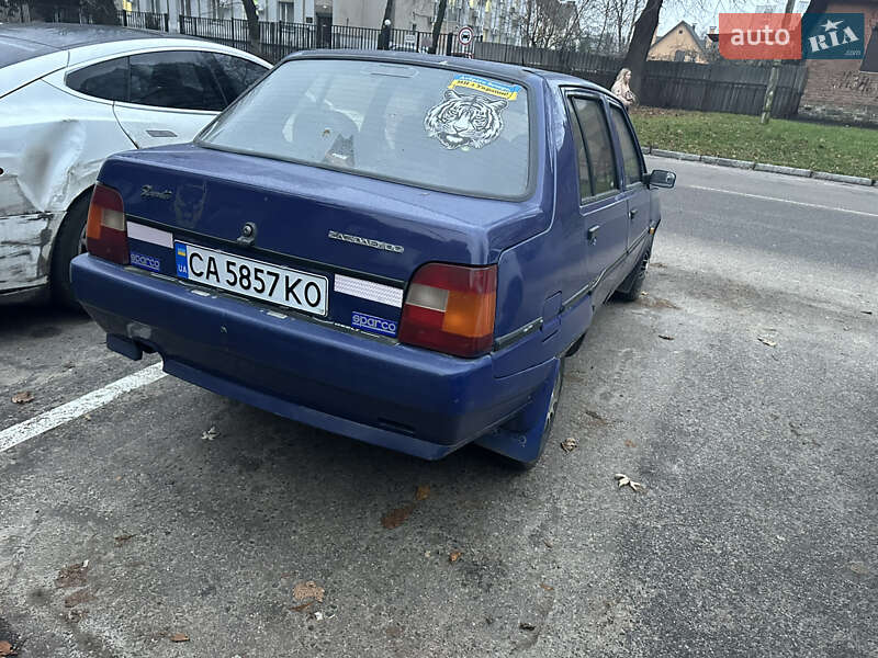 Лифтбек ЗАЗ 1103 Славута 2002 в Черкассах