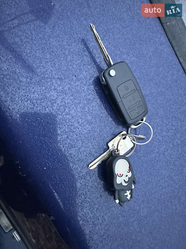 Лифтбек ЗАЗ 1103 Славута 2002 в Черкассах