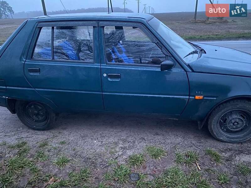 Ліфтбек ЗАЗ 1103 Славута 2004 в Ічні