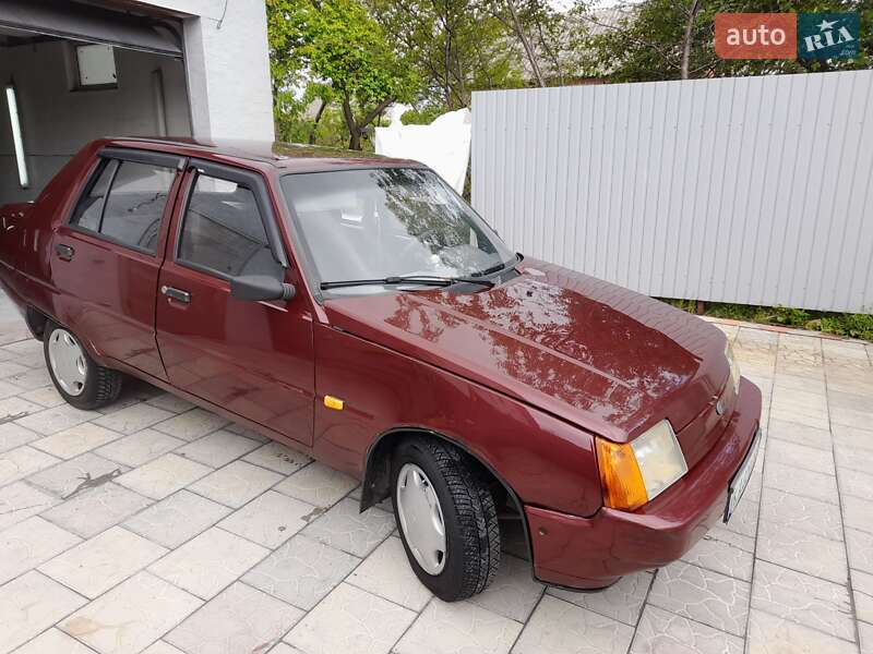 Лифтбек ЗАЗ 1103 Славута 2006 в Барышевке