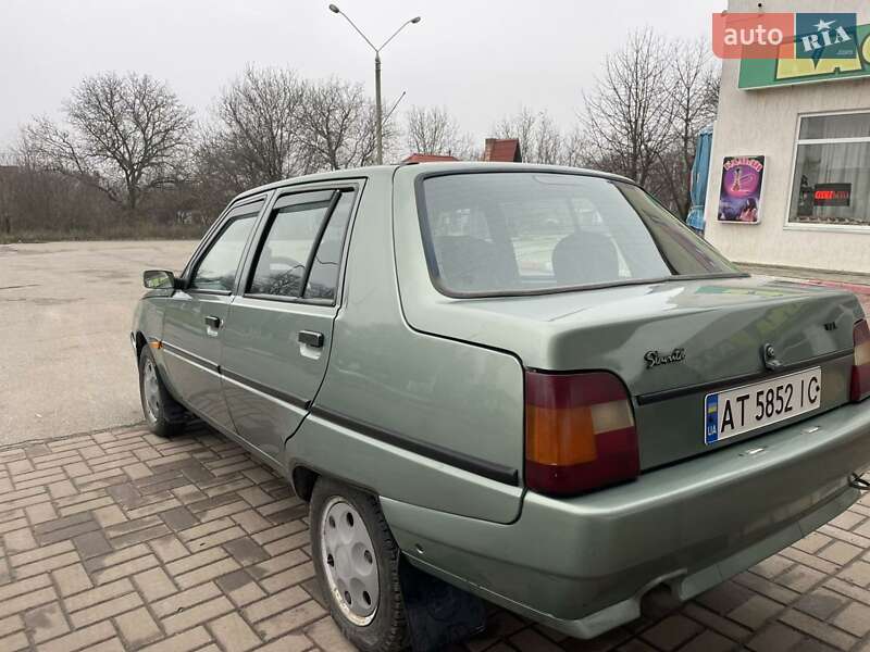 Лифтбек ЗАЗ 1103 Славута 2006 в Умани