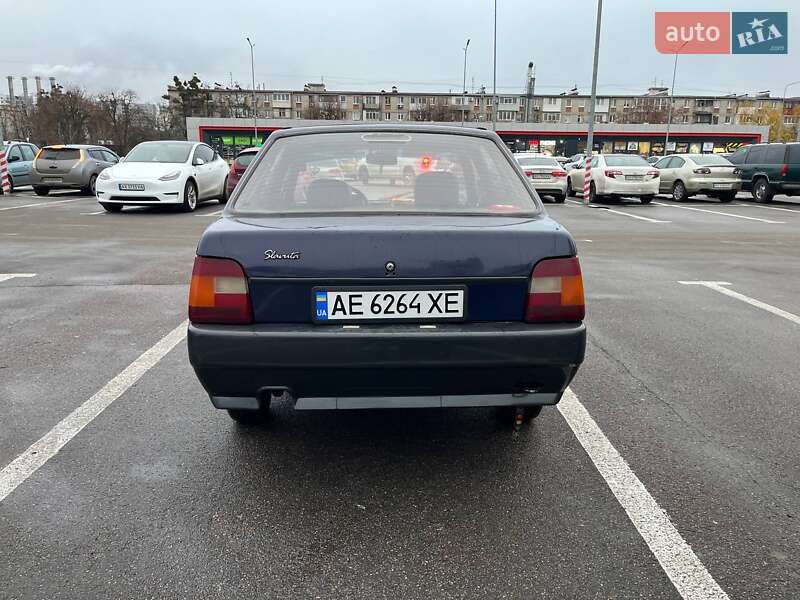 Ліфтбек ЗАЗ 1103 Славута 2004 в Харкові