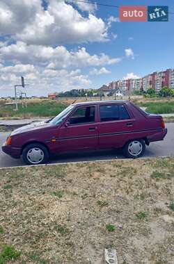 Ліфтбек ЗАЗ 1103 Славута 2004 в Миколаєві