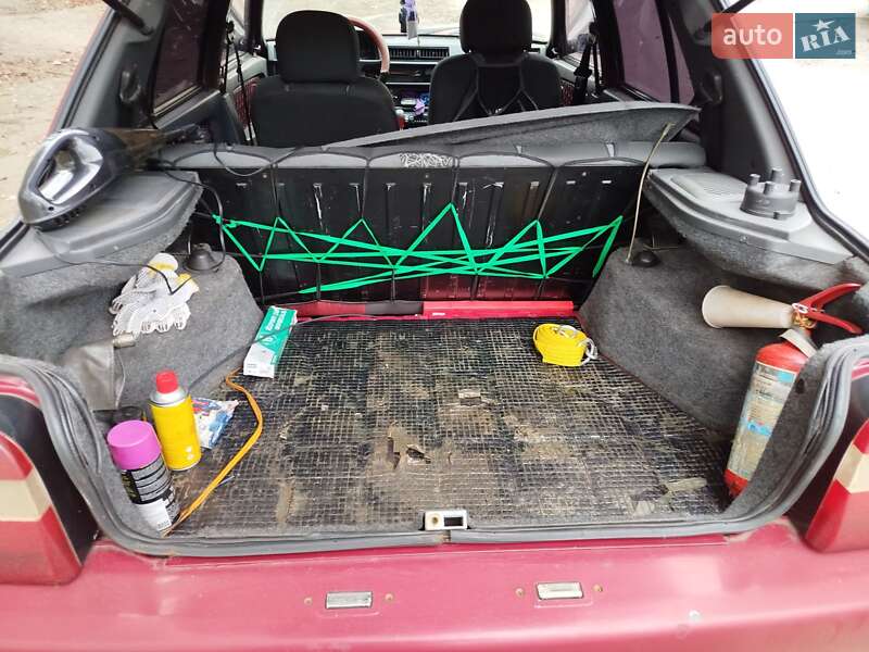 Лифтбек ЗАЗ 1103 Славута 2004 в Кривом Роге фото 5 Лифтбек ЗАЗ 1103 Славута 2004 в Кривом Роге