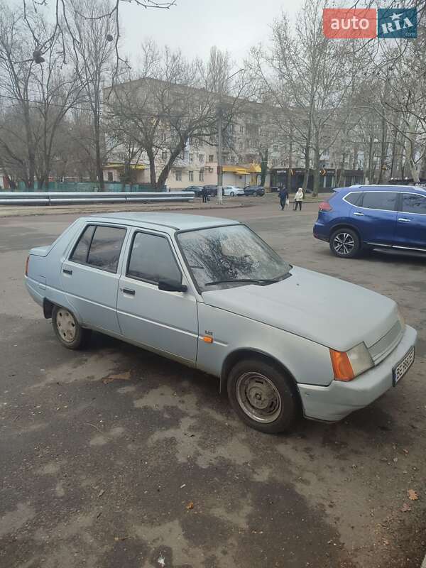 Ліфтбек ЗАЗ 1103 Славута 2004 в Миколаєві