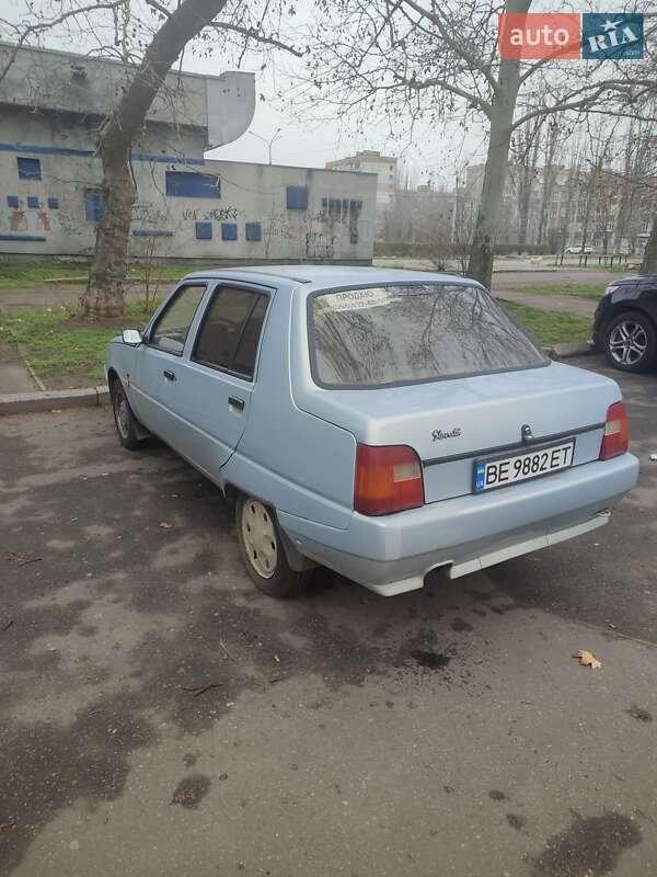 Ліфтбек ЗАЗ 1103 Славута 2004 в Миколаєві