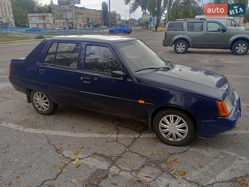 Ліфтбек ЗАЗ 1103 Славута 2008 в Нікополі