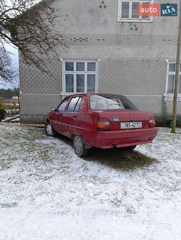 Ліфтбек ЗАЗ 1103 Славута 2003 в Лопатині