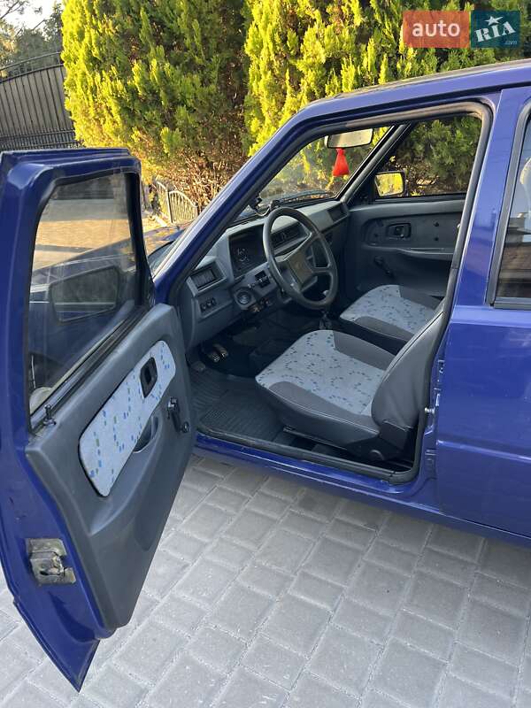 Ліфтбек ЗАЗ 1103 Славута 2003 в Запоріжжі фото 6 Ліфтбек ЗАЗ 1103 Славута 2003 в Запоріжжі