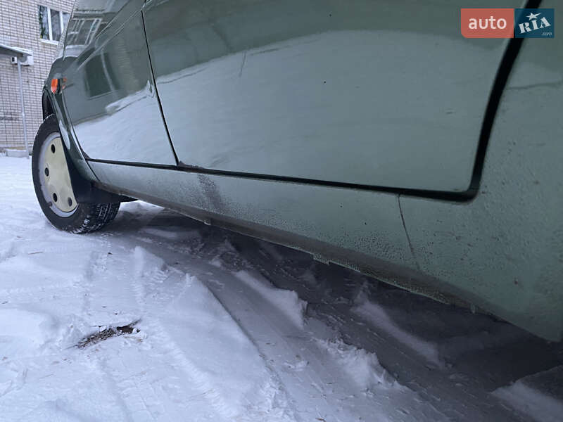 Лифтбек ЗАЗ 1103 Славута 2010 в Днепре фото 5 Лифтбек ЗАЗ 1103 Славута 2010 в Днепре