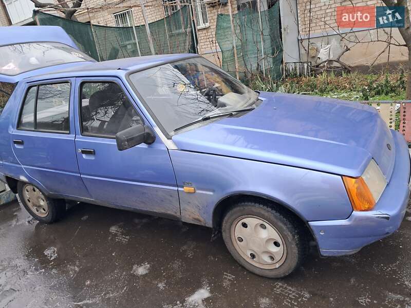 Ліфтбек ЗАЗ 1103 Славута 2003 в Миколаєві