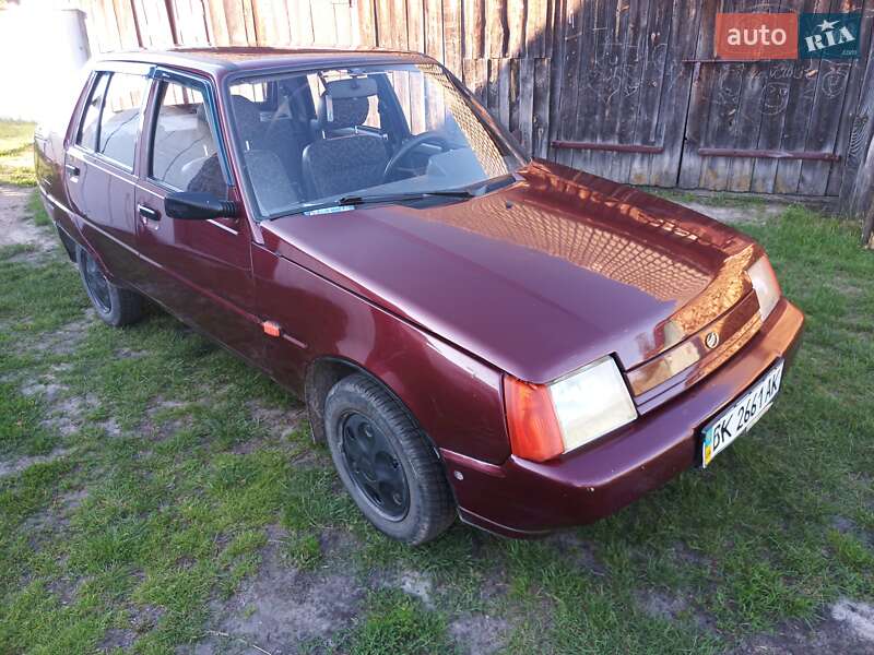 Лифтбек ЗАЗ 1103 Славута 2007 в Дубно