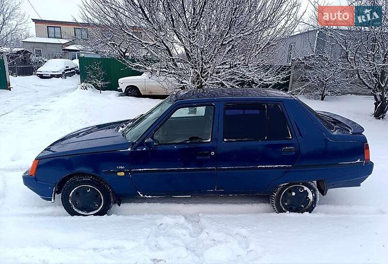 ЗАЗ 1103 Славута 2004