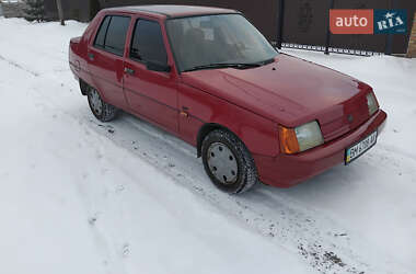 Лифтбек ЗАЗ 1103 Славута 2002 в Ромнах