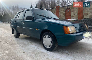 Лифтбек ЗАЗ 1103 Славута 1999 в Красилове