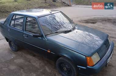 Лифтбек ЗАЗ 1103 Славута 2004 в Первомайске