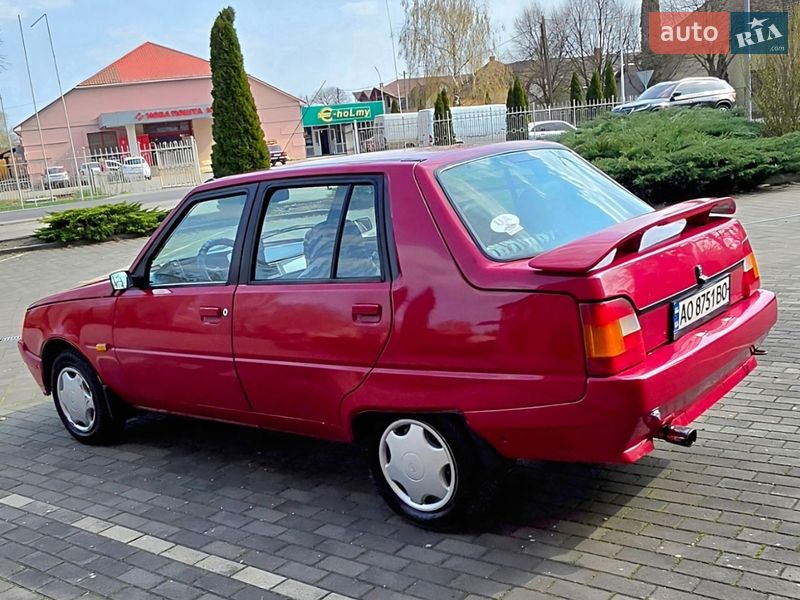 ЗАЗ 1103 Славута 2004