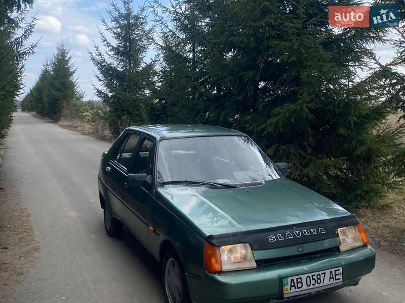 Лифтбек ЗАЗ 1103 Славута 2005 в Виннице