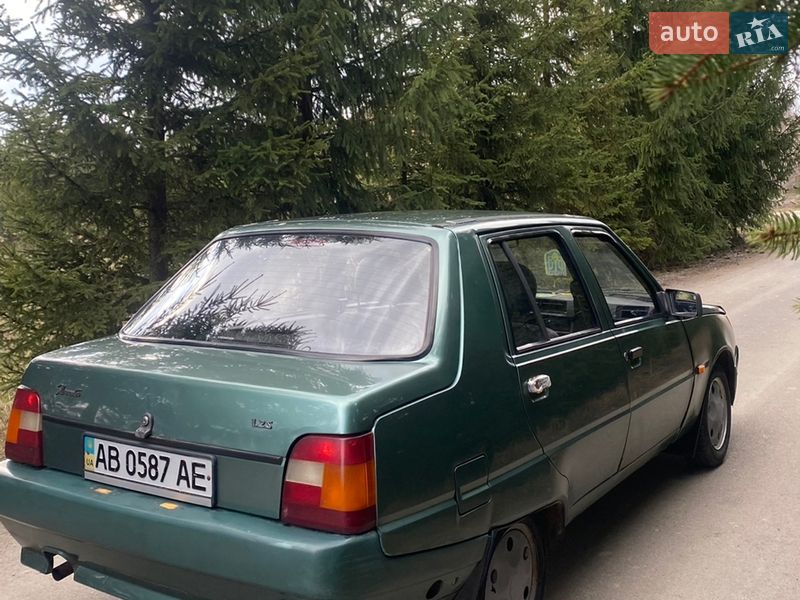 Лифтбек ЗАЗ 1103 Славута 2005 в Виннице