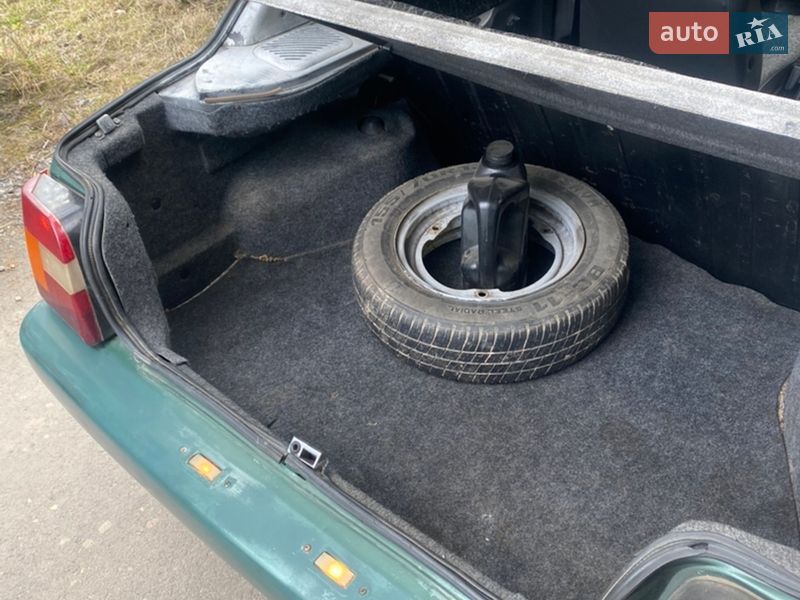 Лифтбек ЗАЗ 1103 Славута 2005 в Виннице