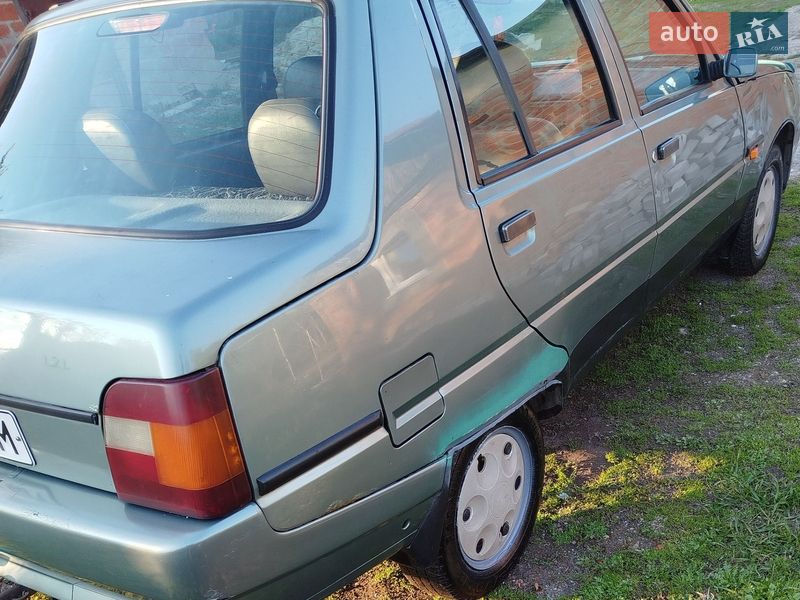 Лифтбек ЗАЗ 1103 Славута 2005 в Полтаве